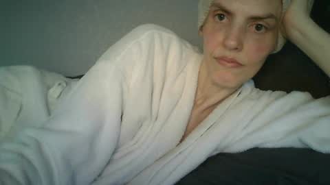 Snapshot of mariejojo chatting on July 23, 12:25 pm Mariejojo online show from July 23, 12:25 pm