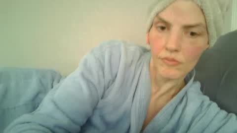 Snapshot of mariejojo chatting on July 30, 1:43 pm Mariejojo online show from July 30, 1:43 pm