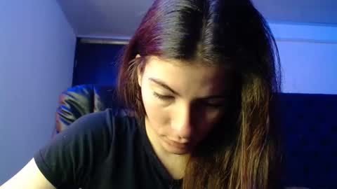 Snapshot of mariel_sins21 chatting on February 16, 2:21 pm Mariie online show from February 16, 2:21 pm