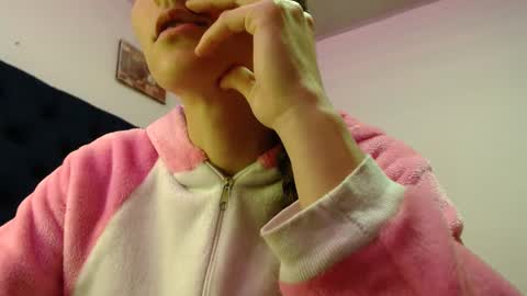 Snapshot of mariel_sins21 chatting on February 27, 10:42 pm Mariie online show from February 27, 10:42 pm