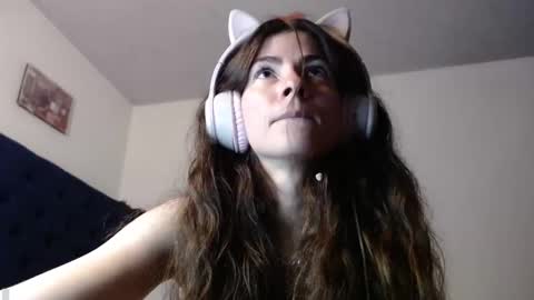 Snapshot of mariel_sins21 chatting on March 2, 12:53 am Mariie online show from March 2, 12:53 am