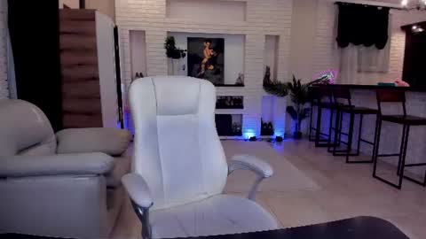 mariemlui online show from June 25, 2:32 pm
