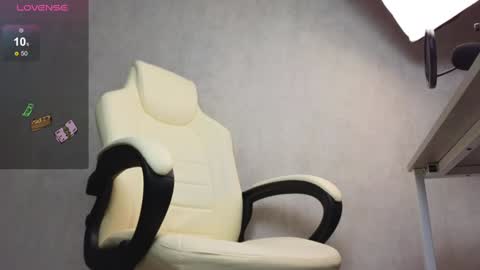 Snapshot of marietta__castro chatting on December 8, 2:19 pm Marietta online show from December 8, 2:19 pm