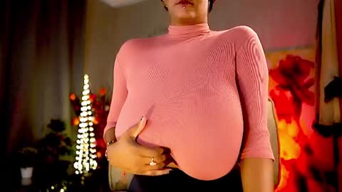 Snapshot of mariicha chatting on December 14, 7:07 am Nikita - Scroll down and read my bio please. New Pictures in Bio online show from December 14, 7:07 am