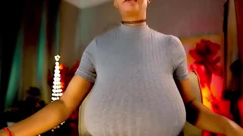 Snapshot of mariicha chatting on September 18, 7:10 am Nikita - Scroll down and read my bio please. New Pictures in Bio online show from September 18, 7:10 am