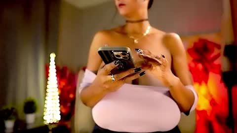 Nikita - Scroll down and read my bio please. New Pictures in Bio online show from April 26, 7:06 am