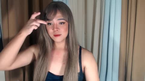 marikosue online show from May 17, 5:53 pm