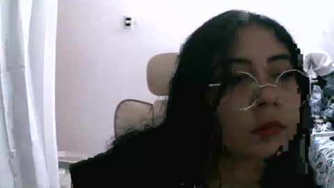 Snapshot of marilove40925 chatting on October 19, 3:51 am marilove40925 online show from October 19, 3:51 am