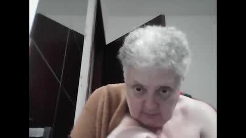 marilu64 online show from May 3, 6:14 pm
