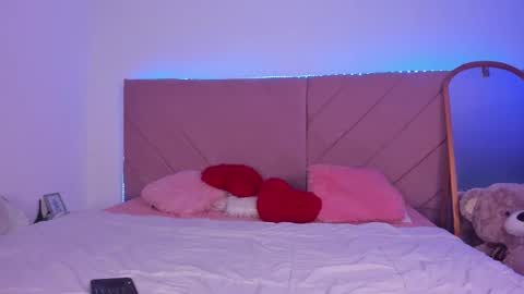 Snapshot of marily_daniela_ chatting on November 28, 2:14 am Marily Daniela online show from November 28, 2:14 am