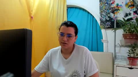 Snapshot of marilyn_garcia chatting on July 13, 1:36 pm MARILYN SEXY online show from July 13, 1:36 pm