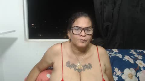 Snapshot of marinamilf chatting on January 9, 2:14 am Marina online show from January 9, 2:14 am