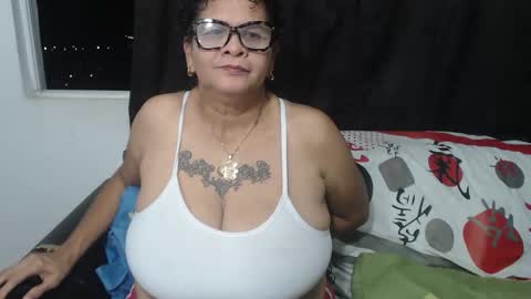 Snapshot of marinamilf chatting on January 11, 8:41 am Marina online show from January 11, 8:41 am