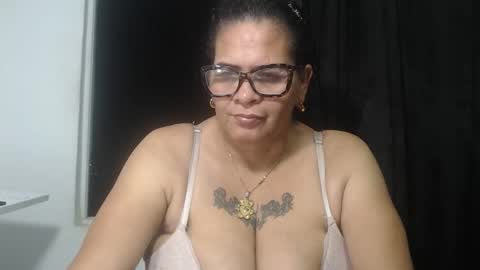 Snapshot of marinamilf chatting on January 18, 7:45 am Marina online show from January 18, 7:45 am