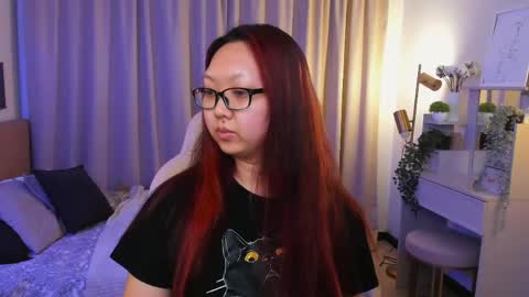 Marine  online show from May 25, 2:34 pm