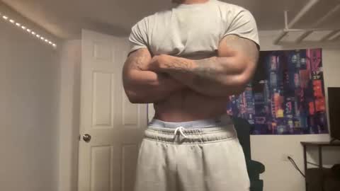 Snapshot of marineguyk19 chatting on February 20, 9:15 pm Z online show from February 20, 9:15 pm