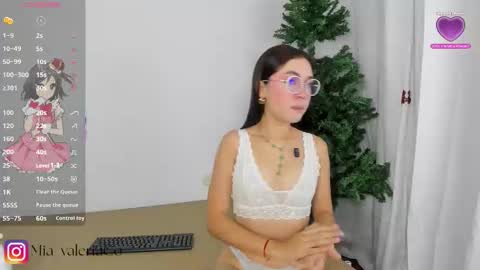 marioandmia online show from November 11, 9:20 am