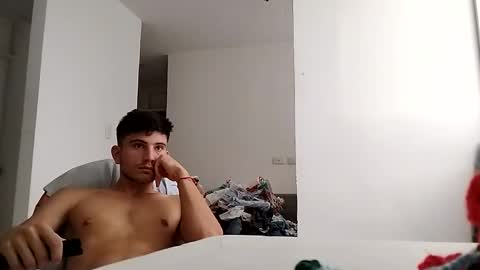 Snapshot of mariobrosss517470 chatting on December 27, 9:54 pm mariobrosss517470 online show from December 27, 9:54 pm