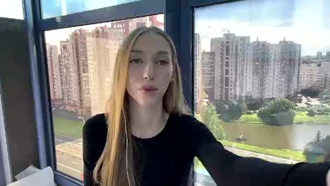 Snapshot of marioindal chatting on July 7, 9:13 am Amelia online show from July 7, 9:13 am