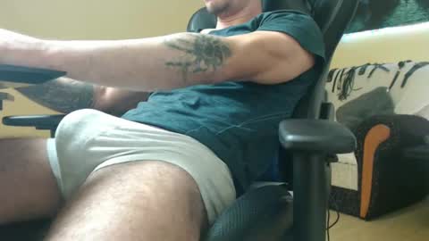 Snapshot of marioslim chatting on February 24, 9:00 am marioslim online show from February 24, 9:00 am