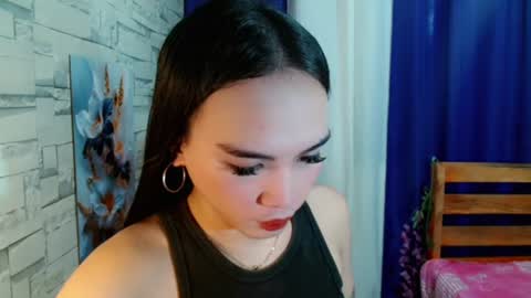 Snapshot of marishkafoxx chatting on June 21, 3:53 am marishka online show from June 21, 3:53 am
