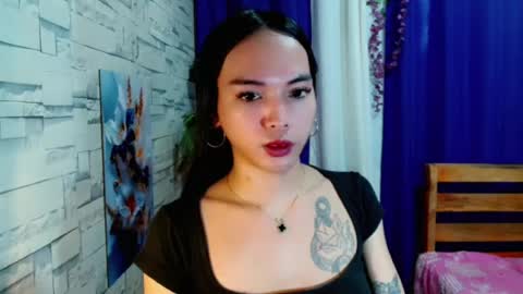Snapshot of marishkafoxx chatting on July 10, 1:32 am marishka online show from July 10, 1:32 am