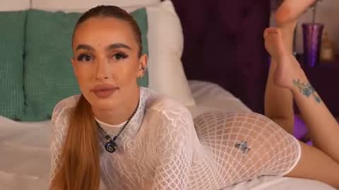 Marissa online show from July 14, 5:12 am