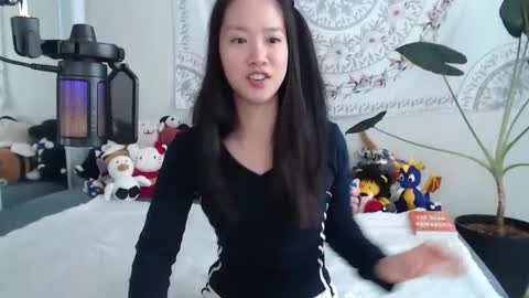 Snapshot of marissapeach chatting on December 20, 2:13 pm MarissaPeach online show from December 20, 2:13 pm