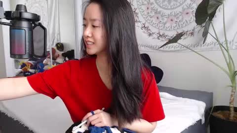 Snapshot of marissapeach chatting on February 15, 2:58 pm MarissaPeach online show from February 15, 2:58 pm