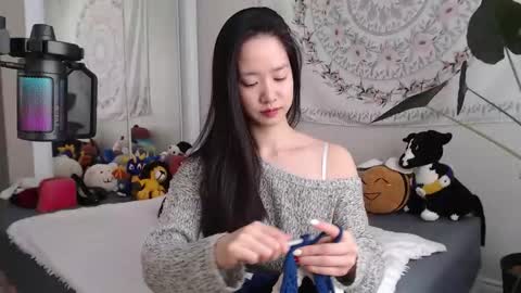 Snapshot of marissapeach chatting on February 16, 2:57 pm MarissaPeach online show from February 16, 2:57 pm