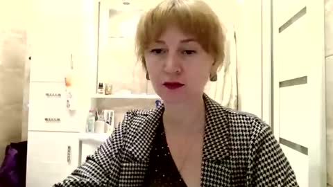 mariza_love359092 online show from April 27, 9:35 pm