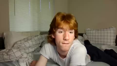 Snapshot of mark327645 chatting on December 9, 5:19 pm Mark online show from December 9, 5:19 pm