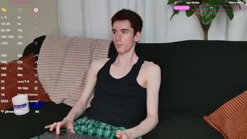 Snapshot of mark327645 chatting on October 1, 7:42 pm Mark online show from October 1, 7:42 pm