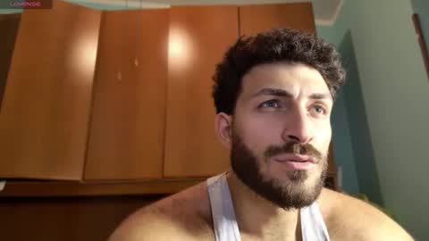 Snapshot of mark_ariete chatting on June 3, 9:31 pm mark_ariete online show from June 3, 9:31 pm