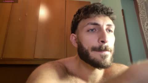 Snapshot of mark_ariete chatting on June 5, 9:31 pm mark_ariete online show from June 5, 9:31 pm