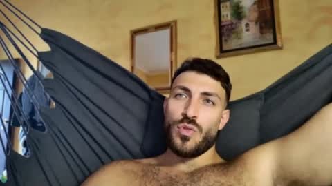 Snapshot of mark_ariete chatting on July 6, 2:47 pm mark_ariete online show from July 6, 2:47 pm