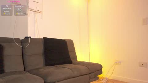 mark_broown_ online show from June 21, 5:37 pm