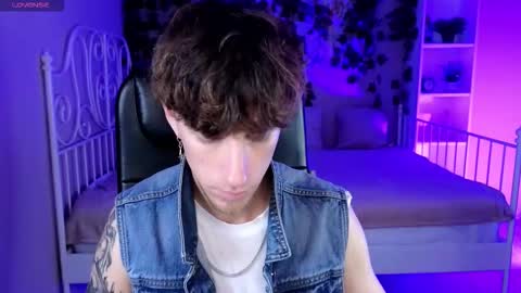 mark_caron online show from October 4, 8:07 pm