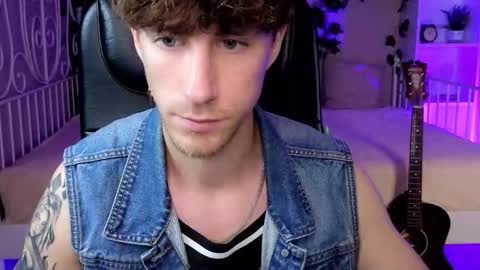 mark_caron online show from October 18, 8:53 pm