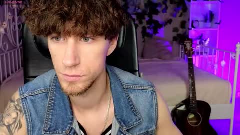 mark_caron online show from November 2, 3:36 pm