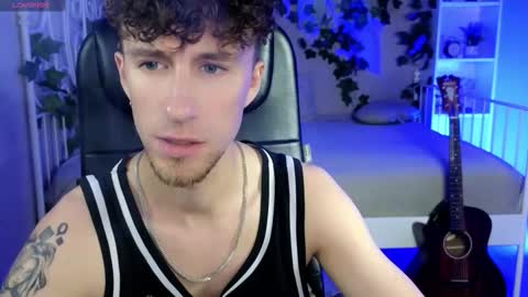 mark_caron online show from November 20, 3:56 pm