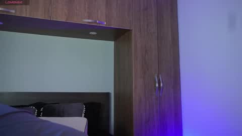 Mark online show from October 21, 10:10 pm