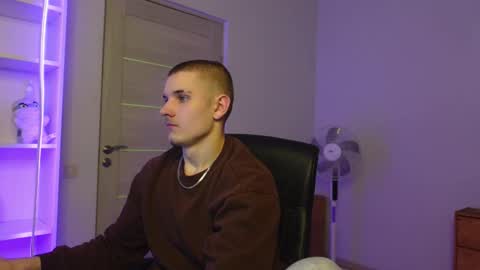 MARK KARSON online show from January 16, 4:33 pm