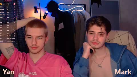 Snapshot of mark_sun chatting on November 20, 6:29 pm Mark online show from November 20, 6:29 pm