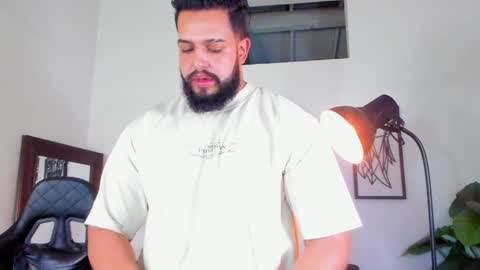 mark_x23 online show from May 24, 6:07 am