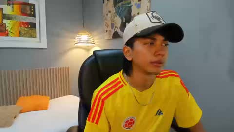 markbowie online show from March 12, 2:12 pm