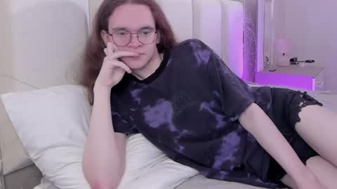 Snapshot of markglover chatting on November 14, 10:25 am Mark online show from November 14, 10:25 am