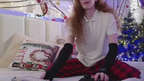 Snapshot of markglover chatting on December 17, 3:40 pm Mark online show from December 17, 3:40 pm