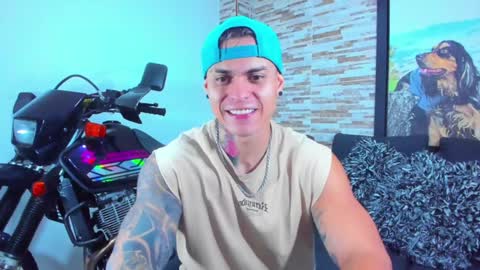 Sebastian online show from December 14, 4:34 am