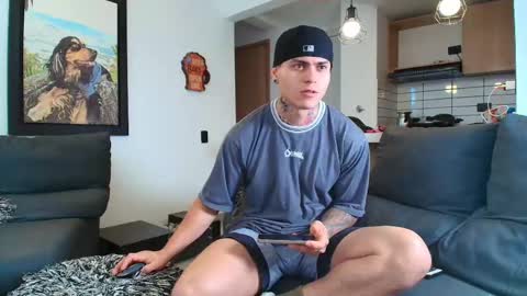 Sebastian online show from September 9, 5:23 pm